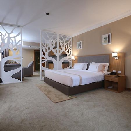 אדיס אבבה Mado Hotel מראה חיצוני תמונה